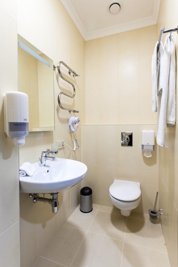 West Park Hotel Sofiivska Borshchahivka Kültér fotó