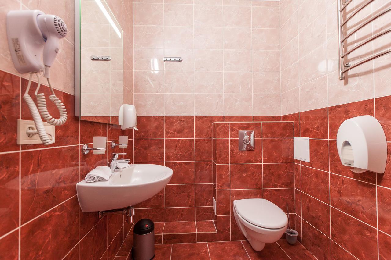 West Park Hotel Sofiivska Borshchahivka Kültér fotó