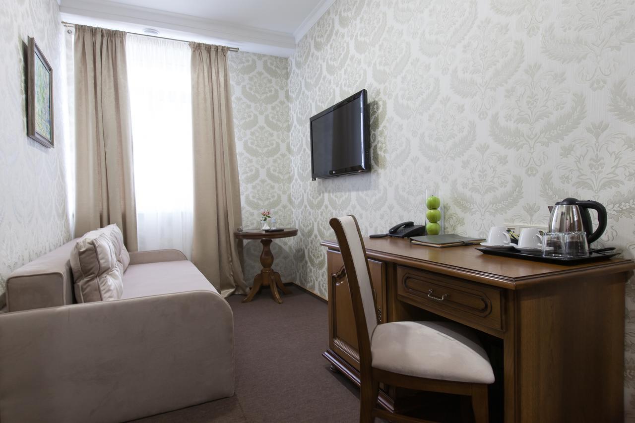 West Park Hotel Sofiivska Borshchahivka Kültér fotó