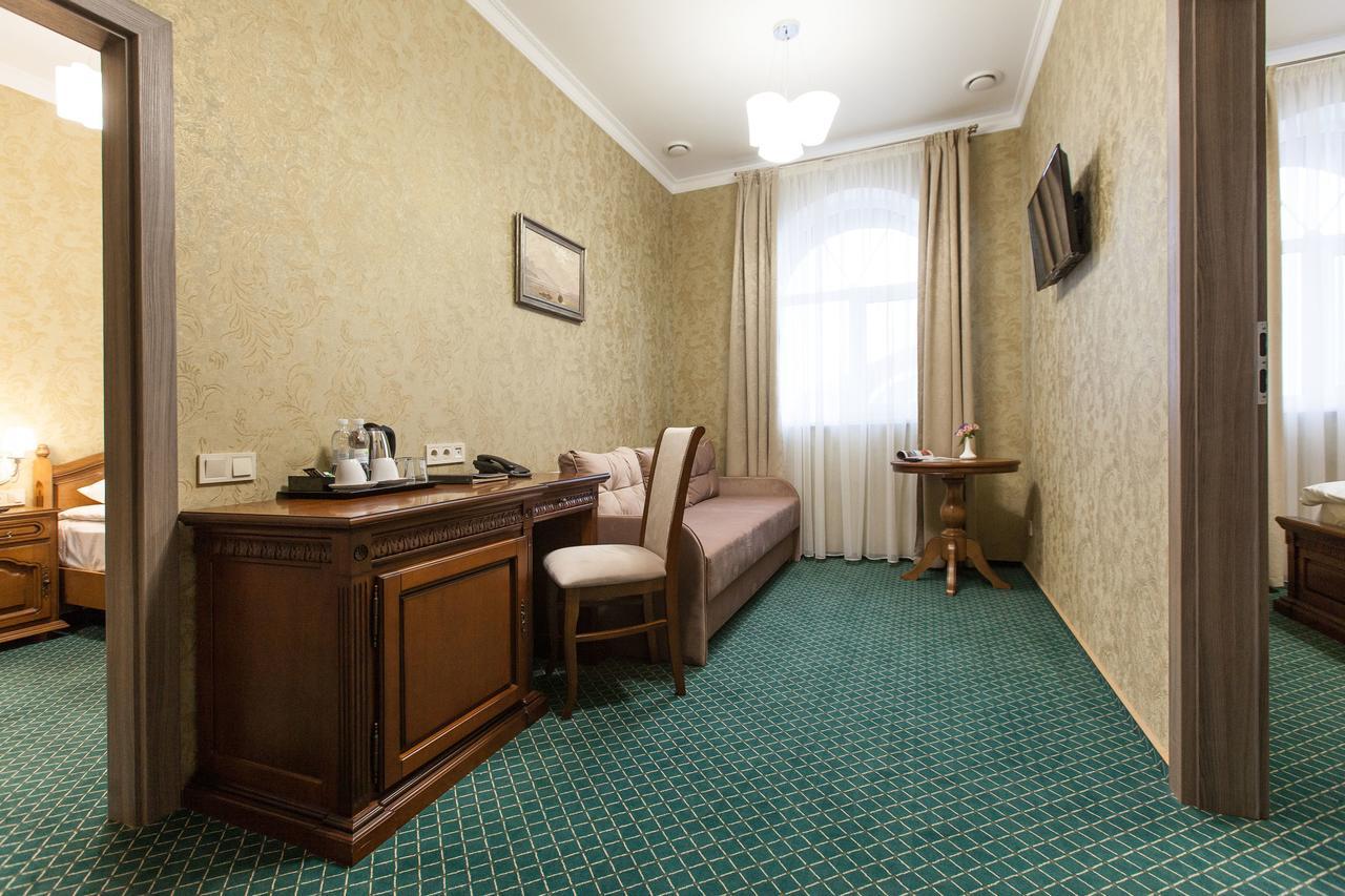 West Park Hotel Sofiivska Borshchahivka Kültér fotó