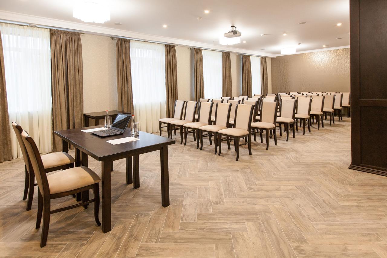 West Park Hotel Sofiivska Borshchahivka Kültér fotó