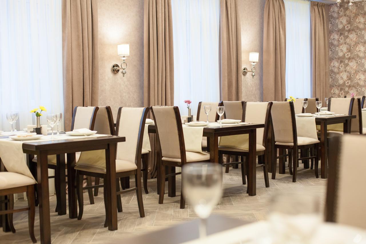West Park Hotel Sofiivska Borshchahivka Kültér fotó