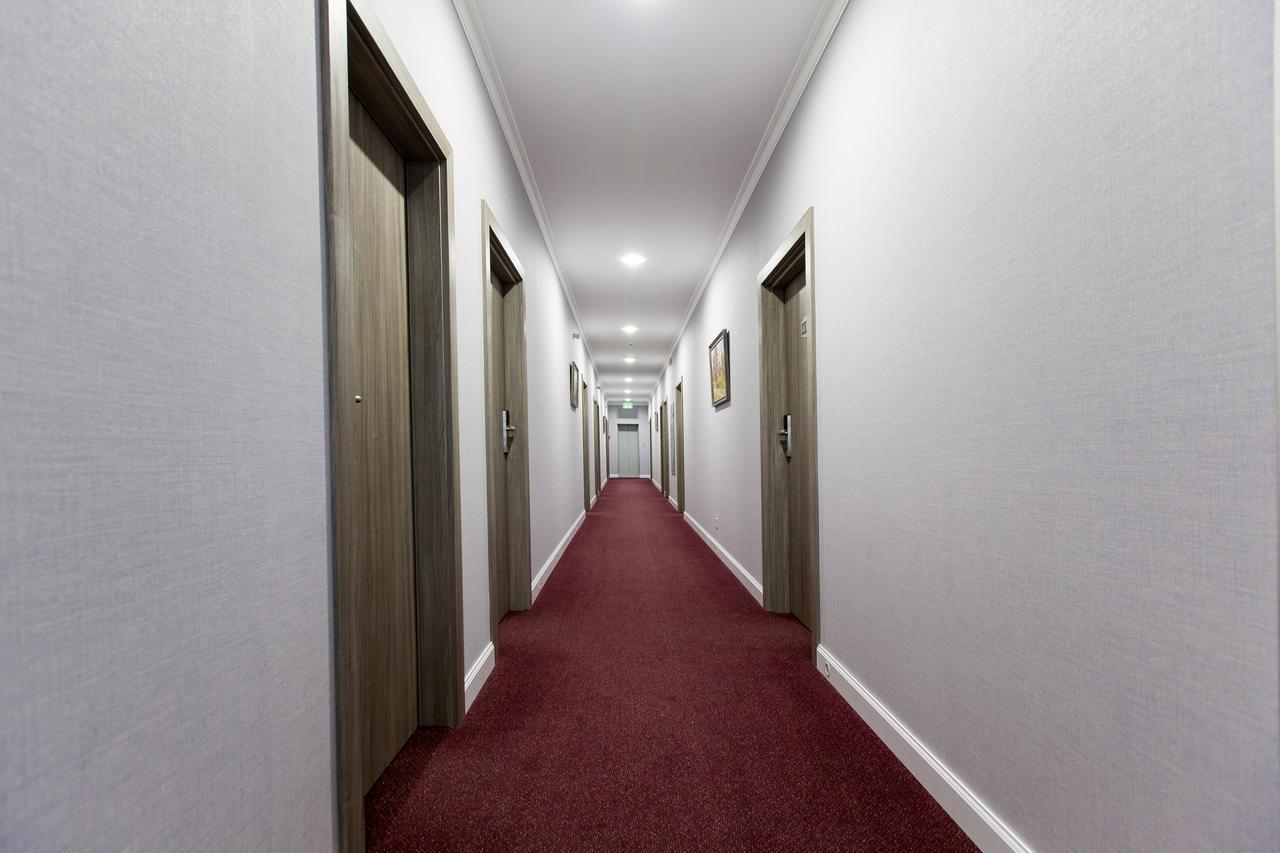 West Park Hotel Sofiivska Borshchahivka Kültér fotó