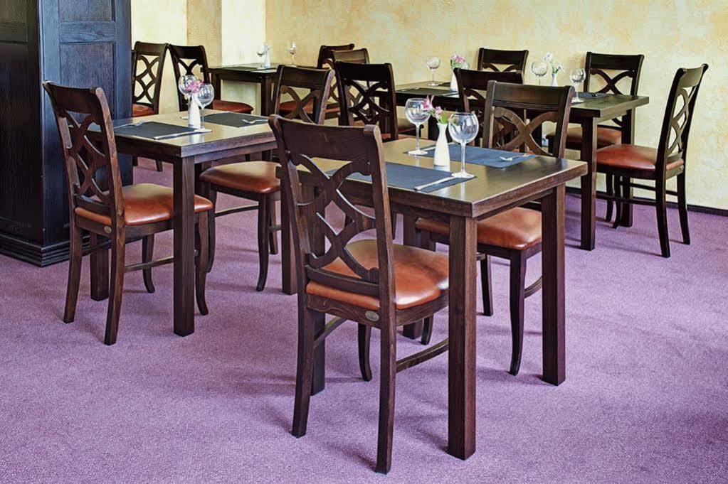 West Park Hotel Sofiivska Borshchahivka Kültér fotó