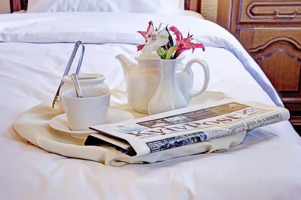 West Park Hotel Sofiivska Borshchahivka Kültér fotó